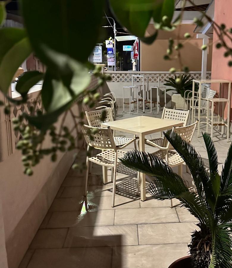 A Due Passi Dal Mare Acomodação com café da manhã Catanzaro Exterior foto